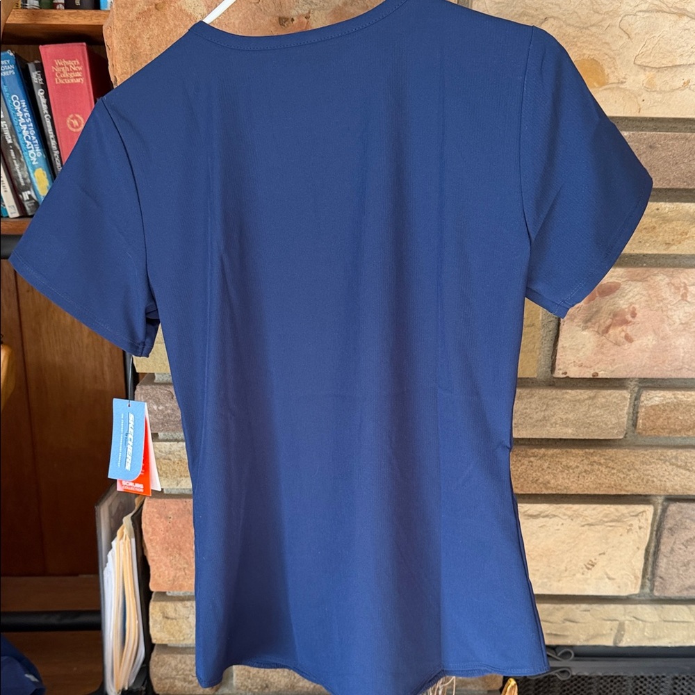 Skechers Women's Navy Short-Sleeve Breeze V-Neck Scrub Top - Picture 6 of 6